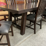 Haverty's Arden Ridge Table, 6 Chairs, 2 Leaves