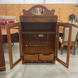 Betsy Cameron Lexington Wardrobe