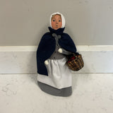 Byers Choice Pilgrim Caroler