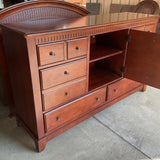 Dresser w/Mirror
