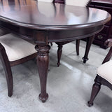 Hooker Leesburg Table, 6 Chairs, 2 Leaves