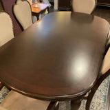 Hooker Leesburg Table, 6 Chairs, 2 Leaves