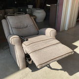 Power Recliner with Adjustable Headrest