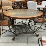 Haverty's Table with 4 Chairs