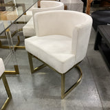 Juliana Acrylic Table w/6 Chairs