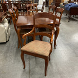 Table, 6 Chairs and 2 Leaves