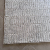 Pottery Barn Capitola Handtufted Rug 8x10