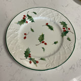 Mikasa Seasons Holly Plate
