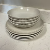 8 Piece Plates and Bowl Set
