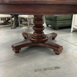 60" Round Thomasville Fredrickburg Table w/Leaf & Pads
