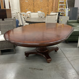 60" Round Thomasville Fredrickburg Table w/Leaf & Pads