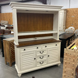 Haverty's White Hutch