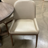 Table with 2 Leaves & 6 LeatherAnn Dining Chairs by Colibri