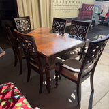 Table with 6 Chairs and 1 Leaf