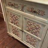 Green Accent Console