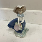 Lladro "Pretty Pickings Girl"