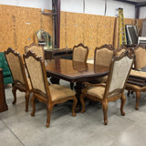 Universal Table, 2 Leaves and 8 Chairs
