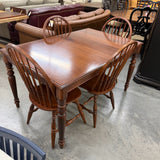 Ethan Allen Table with 1 Leaf and 4 Chairs
