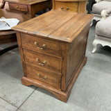 Ethan Allen 3 Drawer End Table