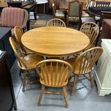 Oak Table with 1 Leaf and 6 Chairs