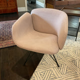Nuevo Contemporary Chair