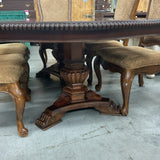 Universal Table, 2 Leaves and 8 Chairs