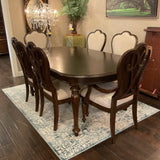 Hooker Leesburg Table, 6 Chairs, 2 Leaves