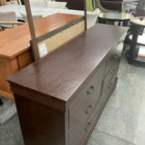 Dresser w/Mirror