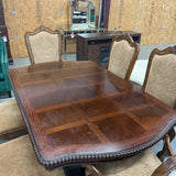 Universal Table, 2 Leaves and 8 Chairs