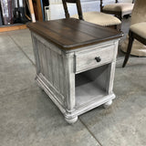 Flexsteel End Table