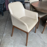 Table with 2 Leaves & 6 LeatherAnn Dining Chairs by Colibri