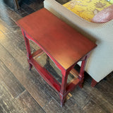 Hekman End Table with Glass Bottom Shelf