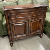 Seven Seas Hooker Console